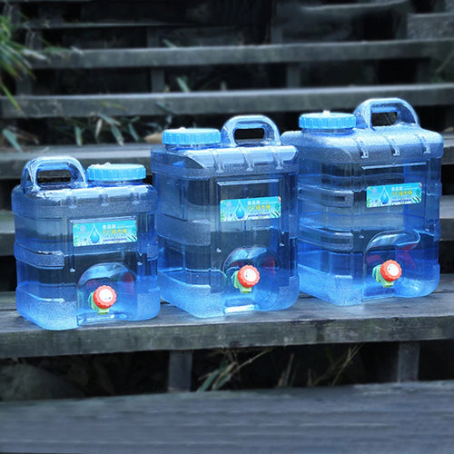 Transparante Wateropslagtank